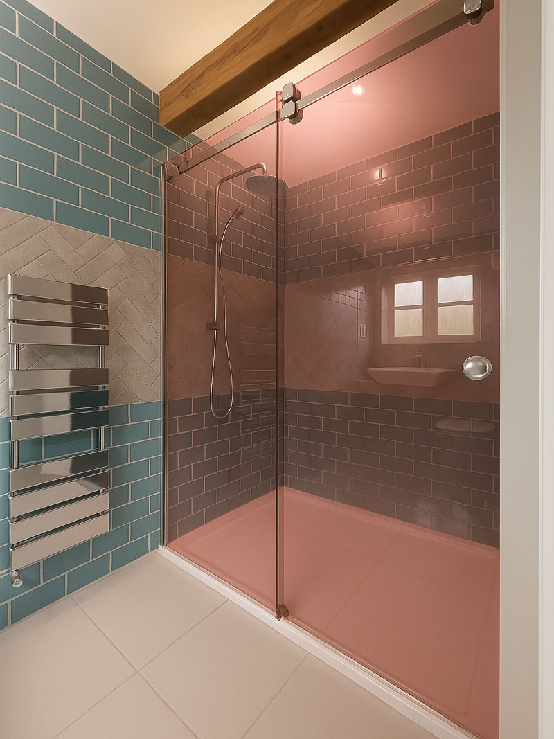 shower screens in any colour